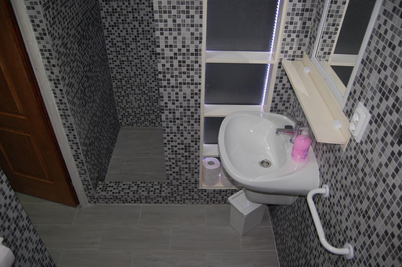 Taban Apartman Dunakeszi Exteriör bild