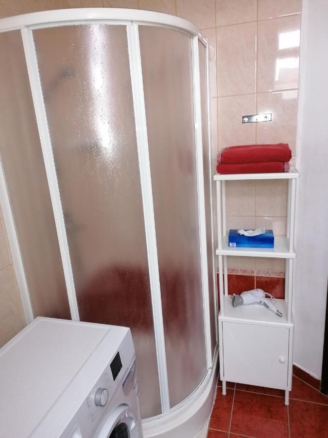Taban Apartman Dunakeszi Exteriör bild
